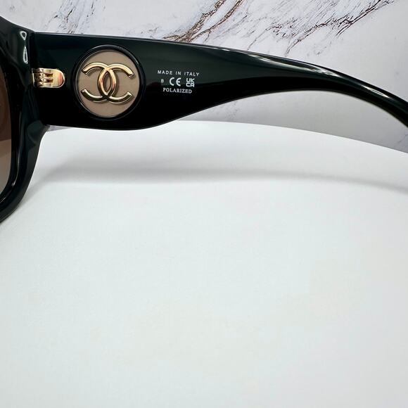 New CHANEL Sunglasses - Picture 13 of 16